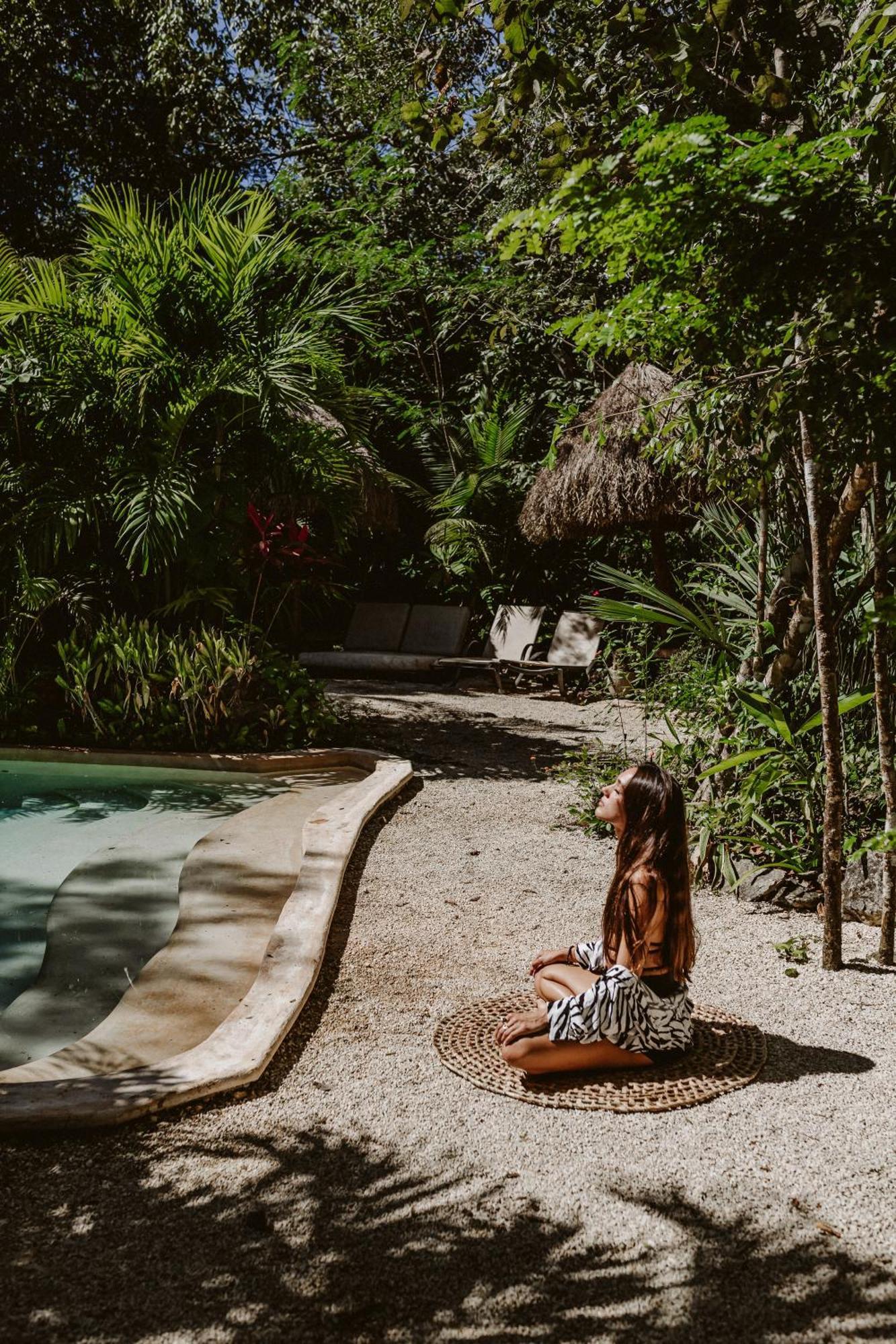 Madre Tierra Eco Habitat Pensionat Puerto Morelos Exteriör bild